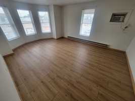 featured image of 614 King St #614