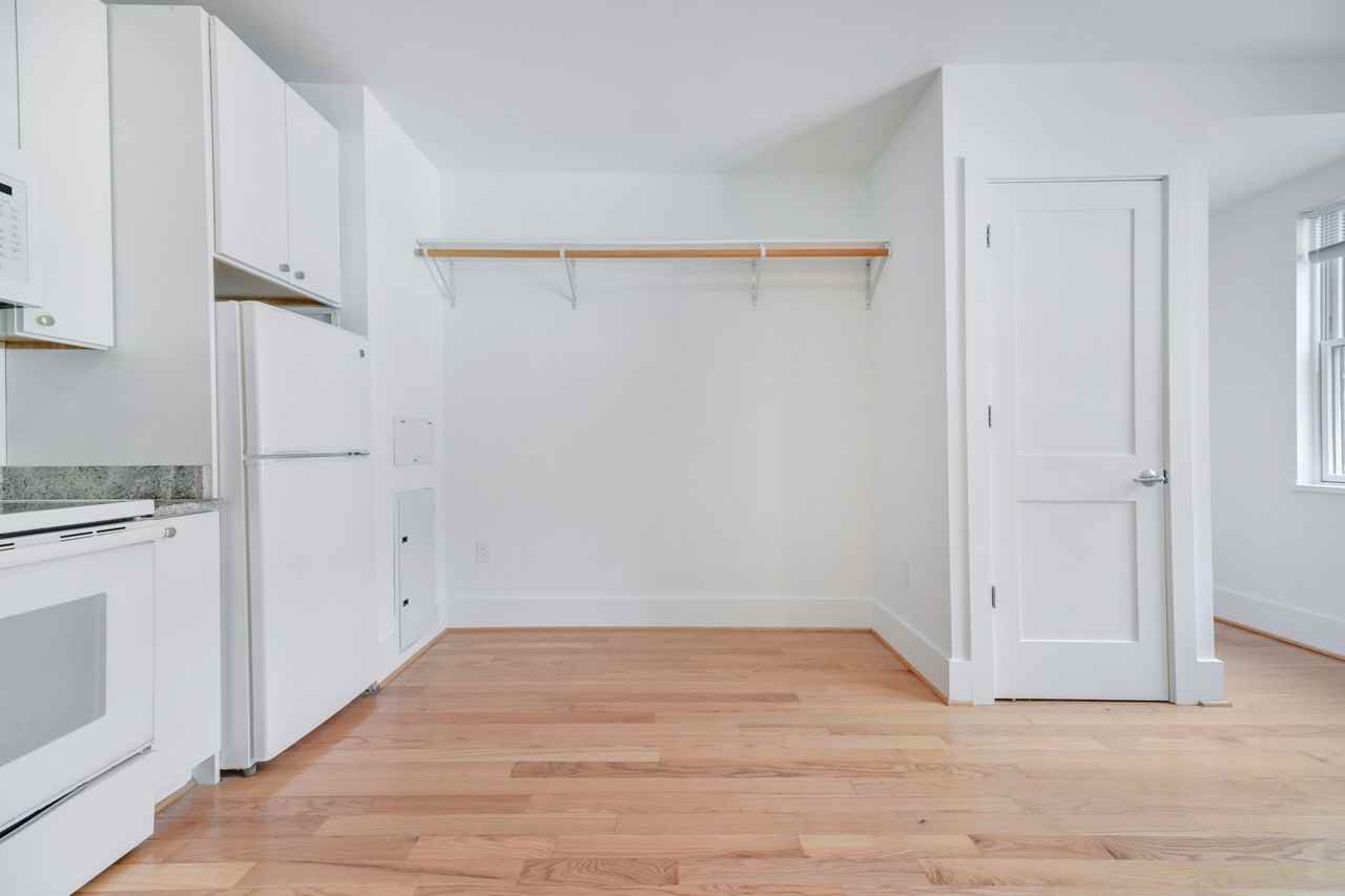 2852 Connecticut Ave Nw #8 - Photo 4 of 13