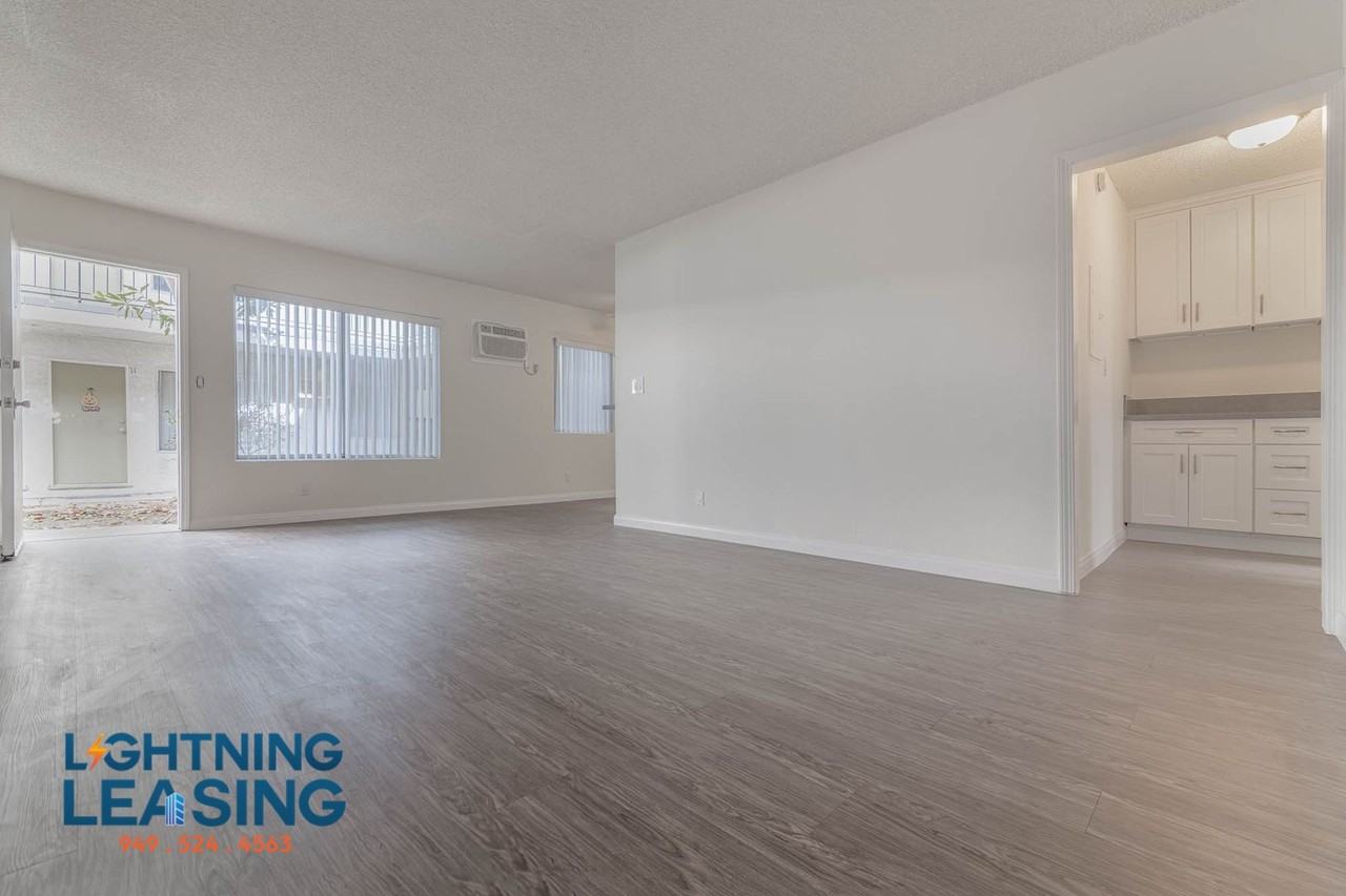 8124 Langdon Ave #39B - Photo 4 of 12