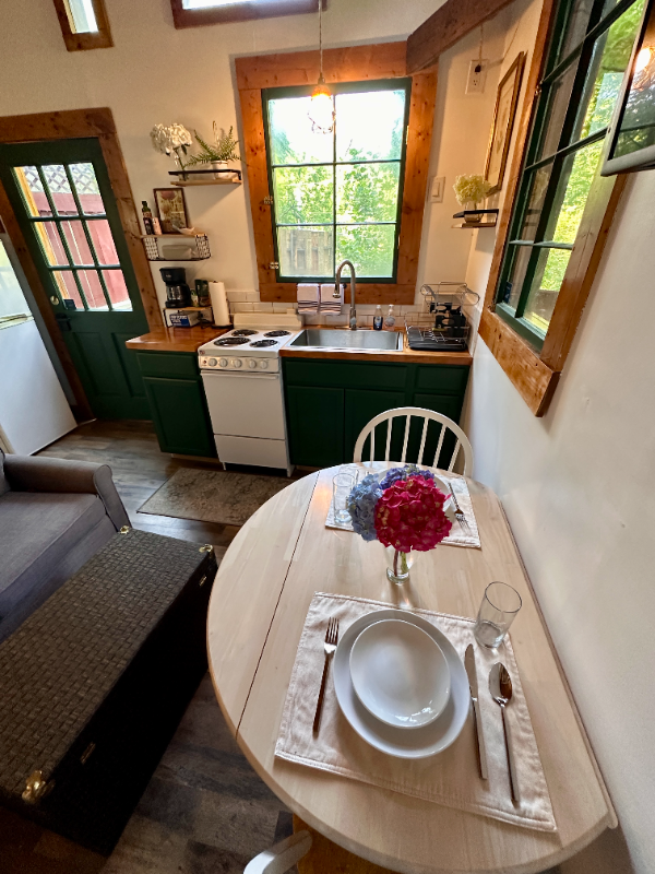 224 E Deep Creek Rd - Photo 5 of 18