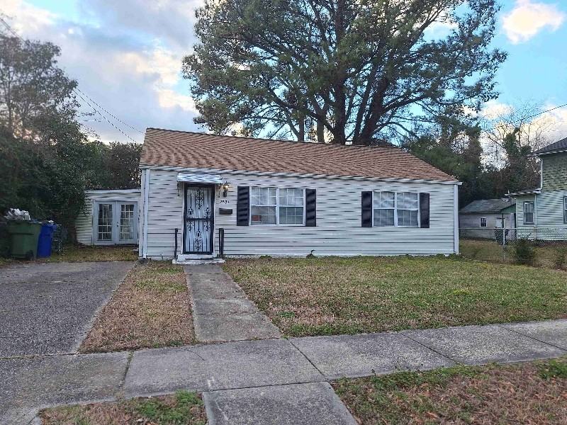 2531 Vincent Avenue - Photo 2 of 16