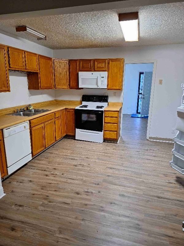 2531 Vincent Avenue - Photo 5 of 16