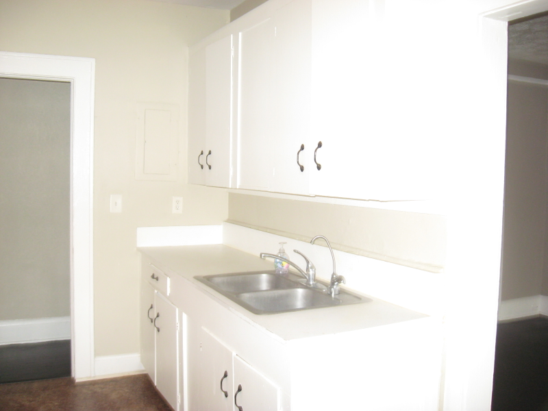 2777 Post St - Photo 4 of 5