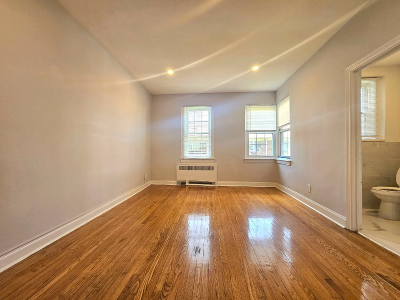 1 Dewitt Rd #206 - Photo 5 of 8