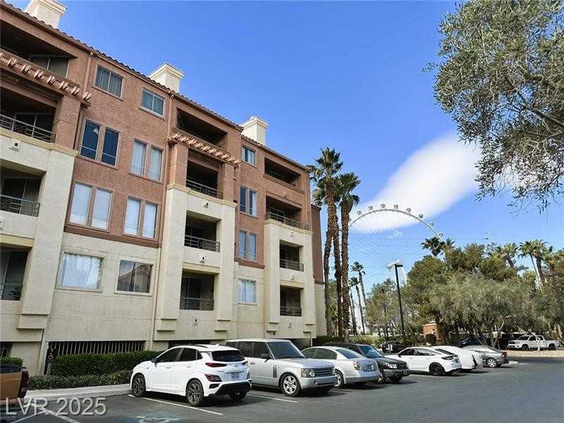 Flamingo Road- 220 E #124 - Photo 3 of 16