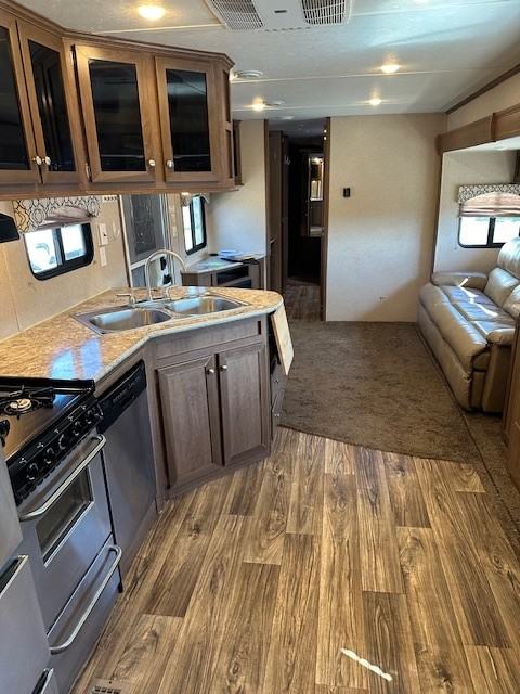 HIDDEN VILLAGE PARK - Photo 5 of 32