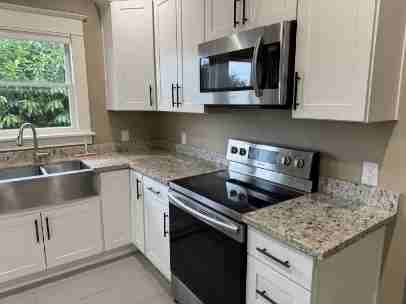 902 Washington Avenue - Photo 2 of 26