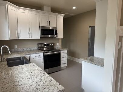 902 Washington Avenue - Photo 3 of 26