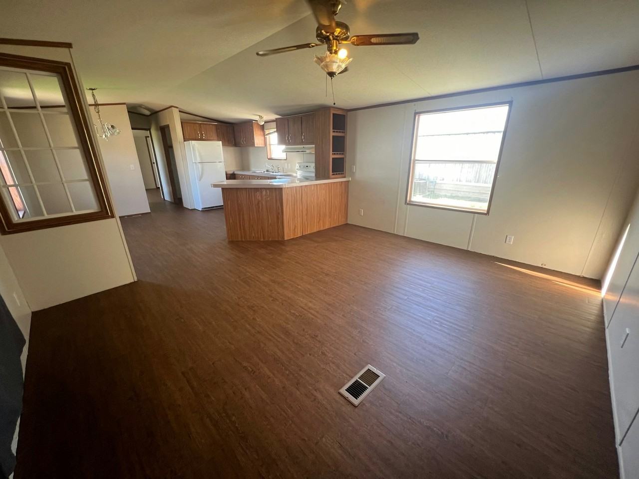 1254 Industrial Boulevard - Photo 3 of 9