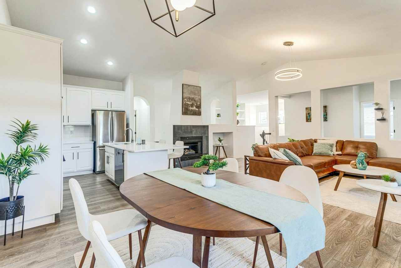 23043 East Ontario Drive, Unit 105 - Photo 5 of 31