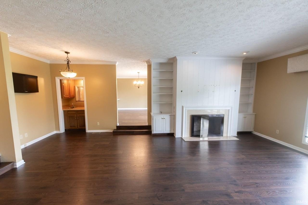 604 W Soutar Dr - Photo 5 of 33