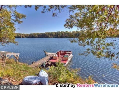 776 100th St - Photo 2 of 9