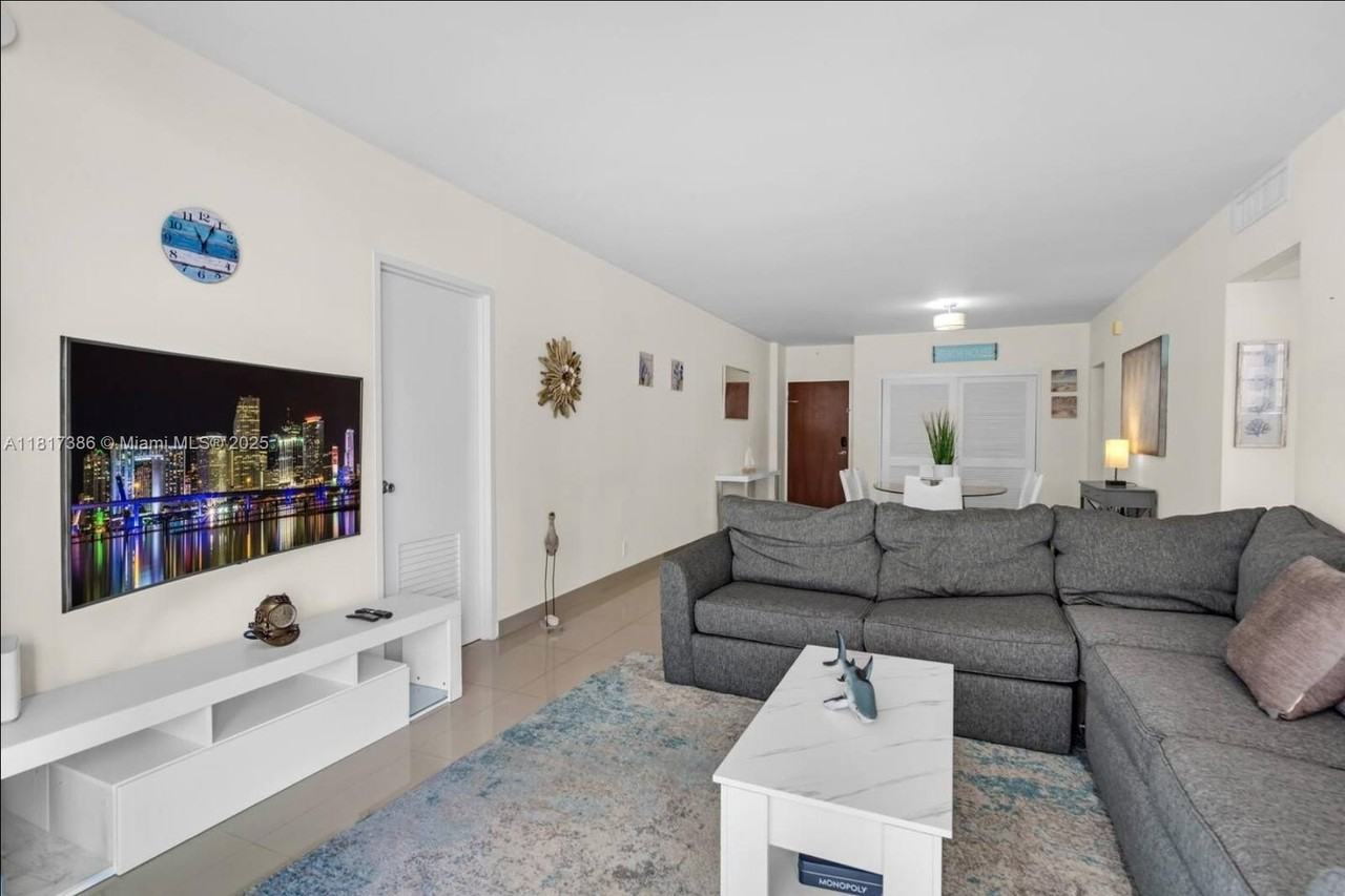 4001 S Ocean Dr #5J - Photo 7 of 18