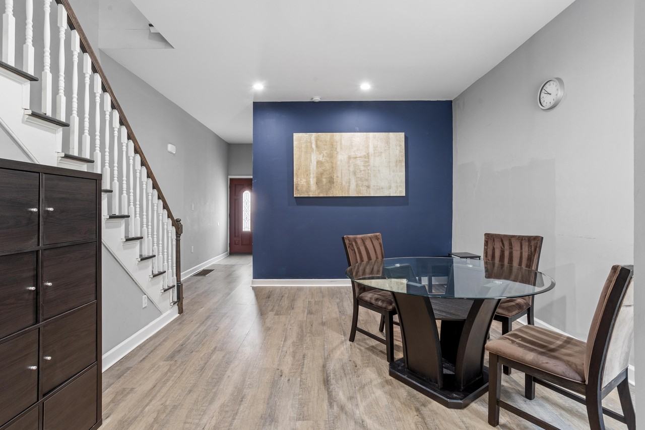 N 15th St - Photo 3 of 16