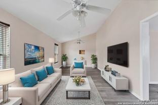215 Prosperity Dr - Photo 1 of 1