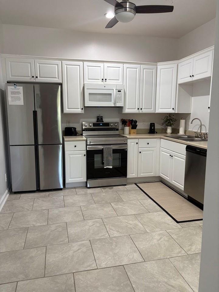 217 Creedle Dr - Photo 3 of 5