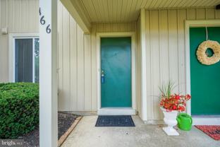 166 Woodlake Dr - Photo 1 of 1