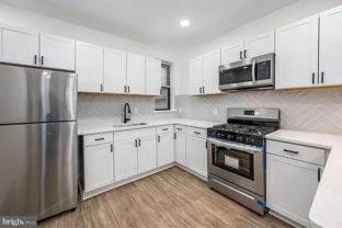 2629 W Oakdale St - Photo 1 of 1