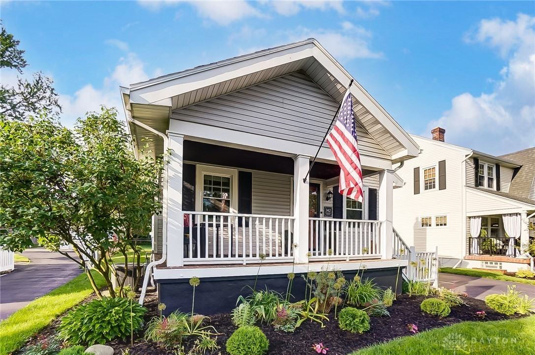 342 Wonderly Ave - Photo 2 of 38