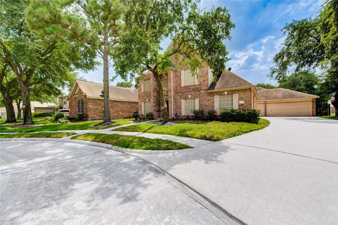 15206 Garett Green Cir - Photo 4 of 48