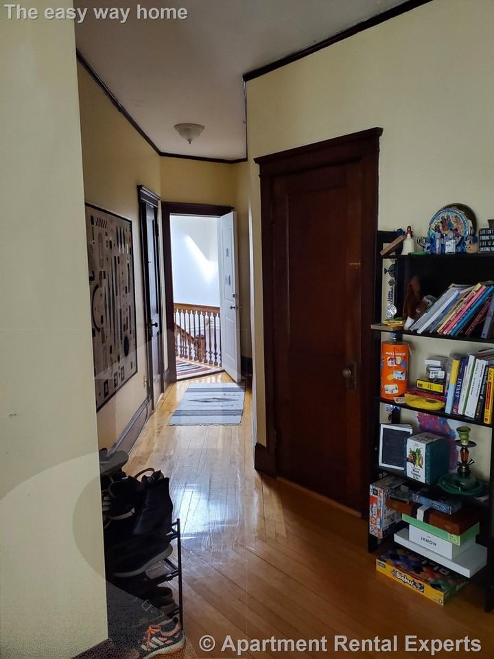 154 Magazine St #21 - Photo 2 of 13