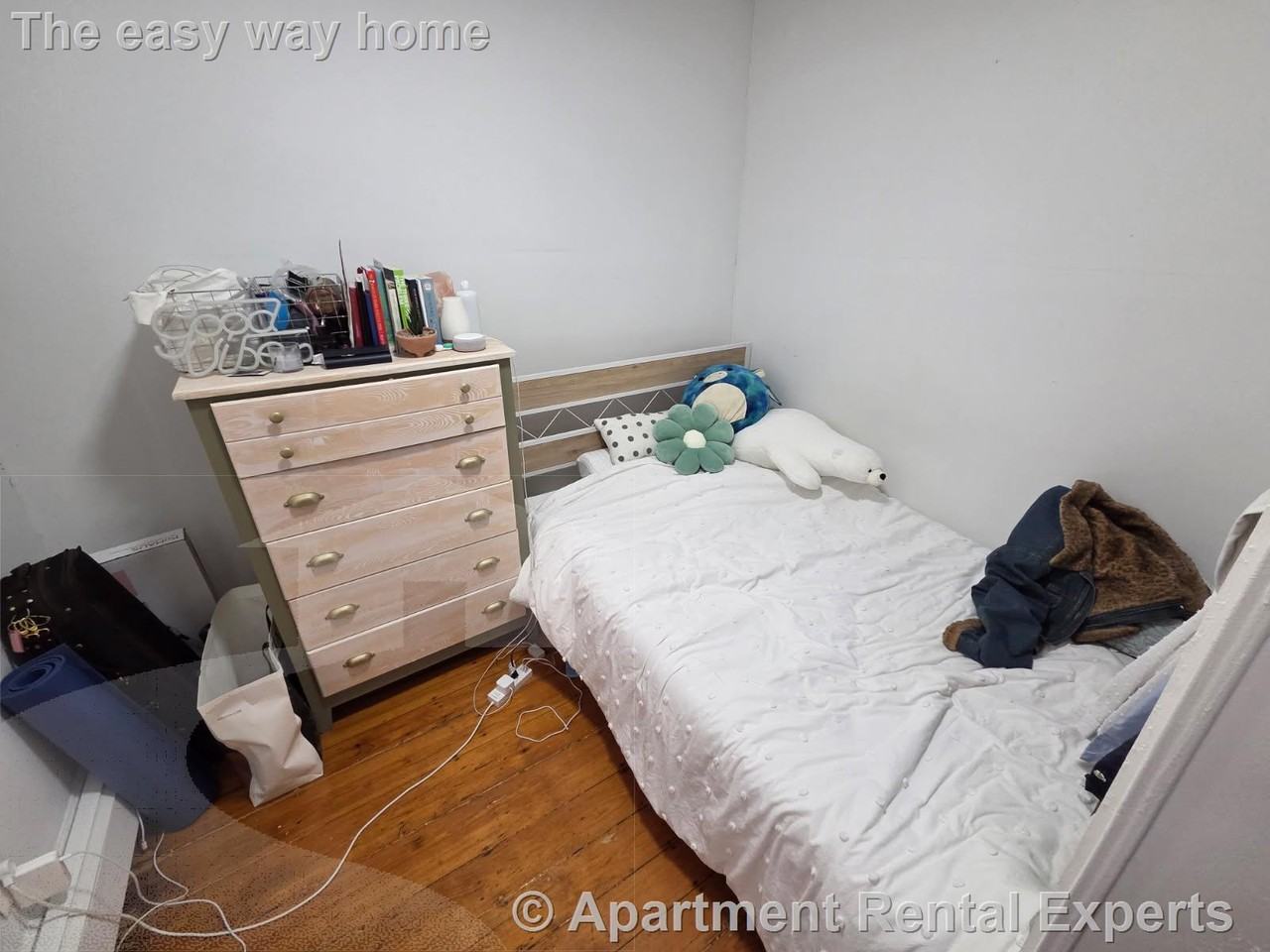 254 Windsor St #3R - Photo 3 of 12