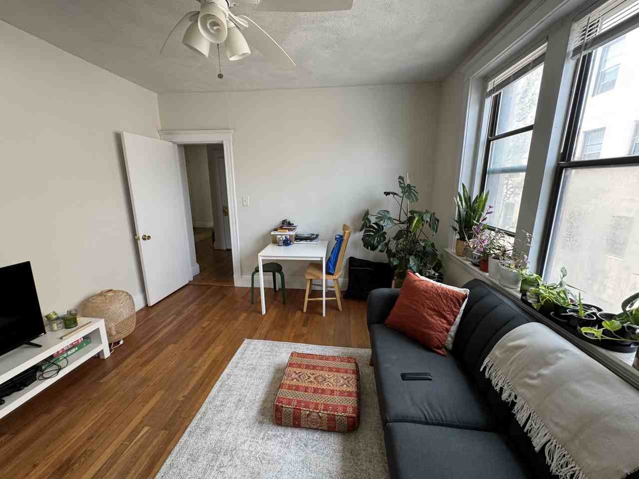 11 Carol Ave #7 - Photo 2 of 18