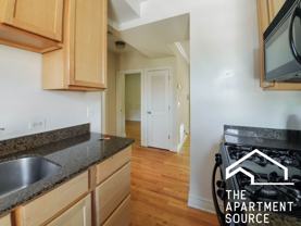 1210 W Waveland Ave #2 - Photo 1 of 1