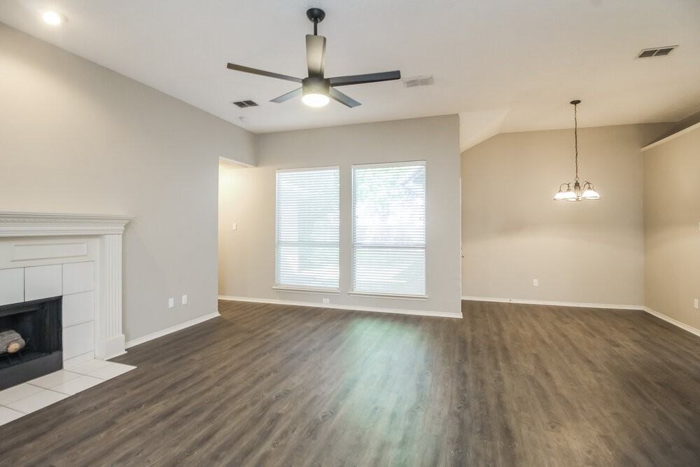 2721 Creek Crossing Rd - Photo 3 of 16