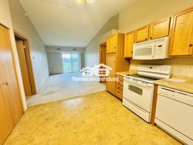 1590 Parkwood Dr Apt 312 - Photo 1 of 1