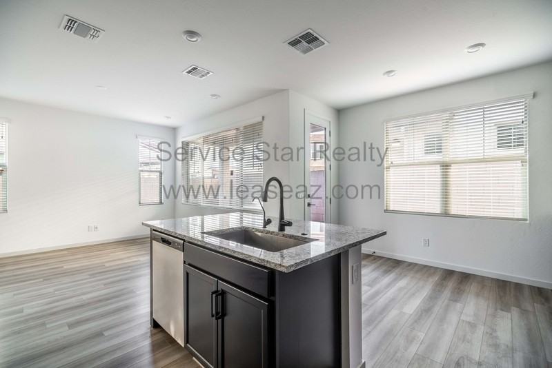 1141 W Diamondback Dr - Photo 6 of 31