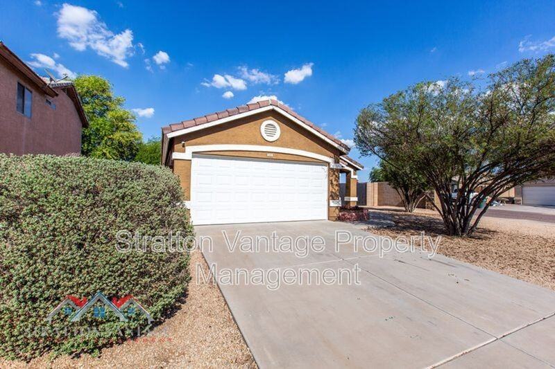 2251 S 63rd Dr - Photo 2 of 42