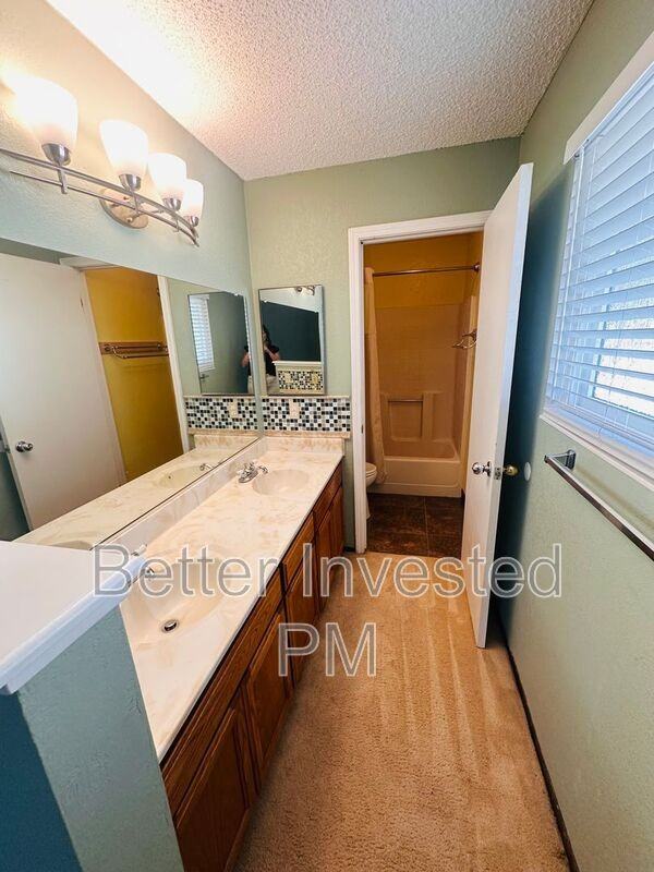 674 Claudius Way - Photo 7 of 23