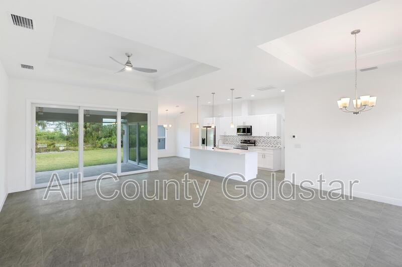 13442 Keystone Boulevard - Photo 3 of 11