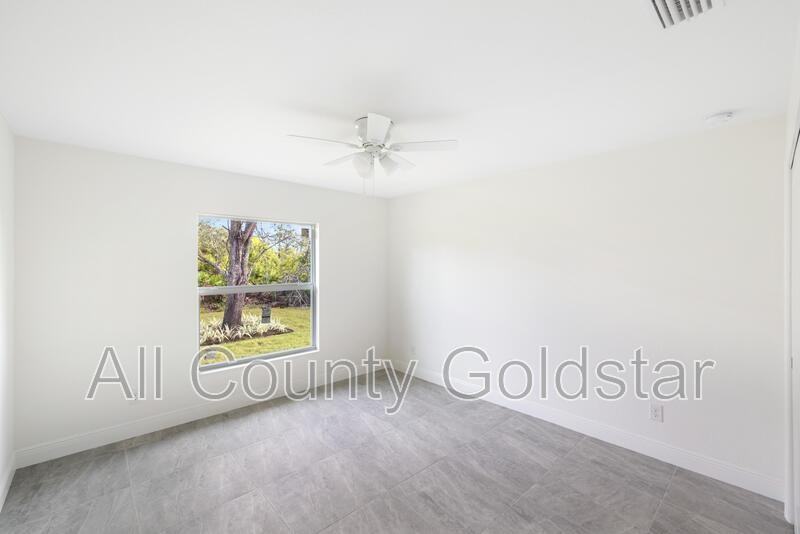 13442 Keystone Boulevard - Photo 6 of 11