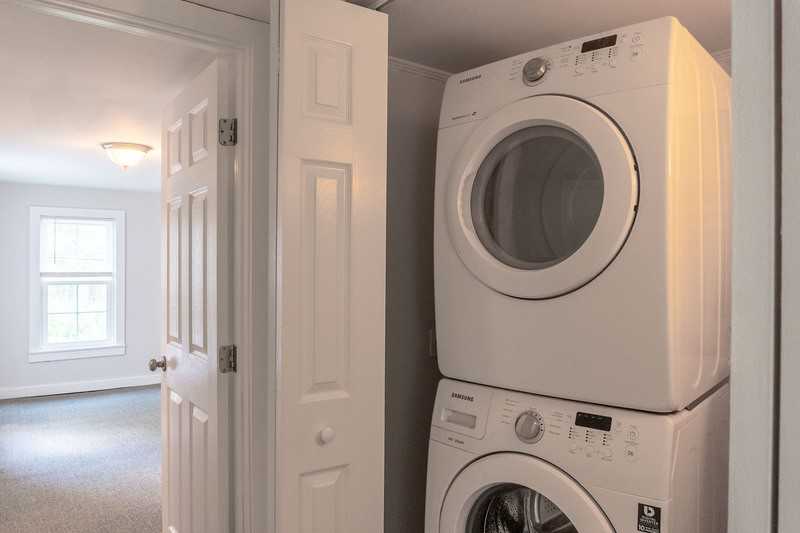 412 Hayden Rd - Photo 7 of 17