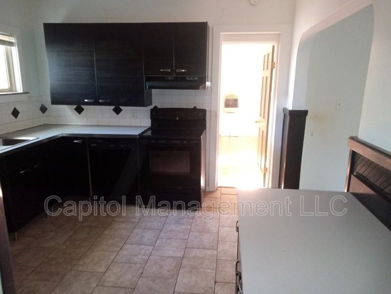 1126 Seymour Avenue #1 - Photo 4 of 11