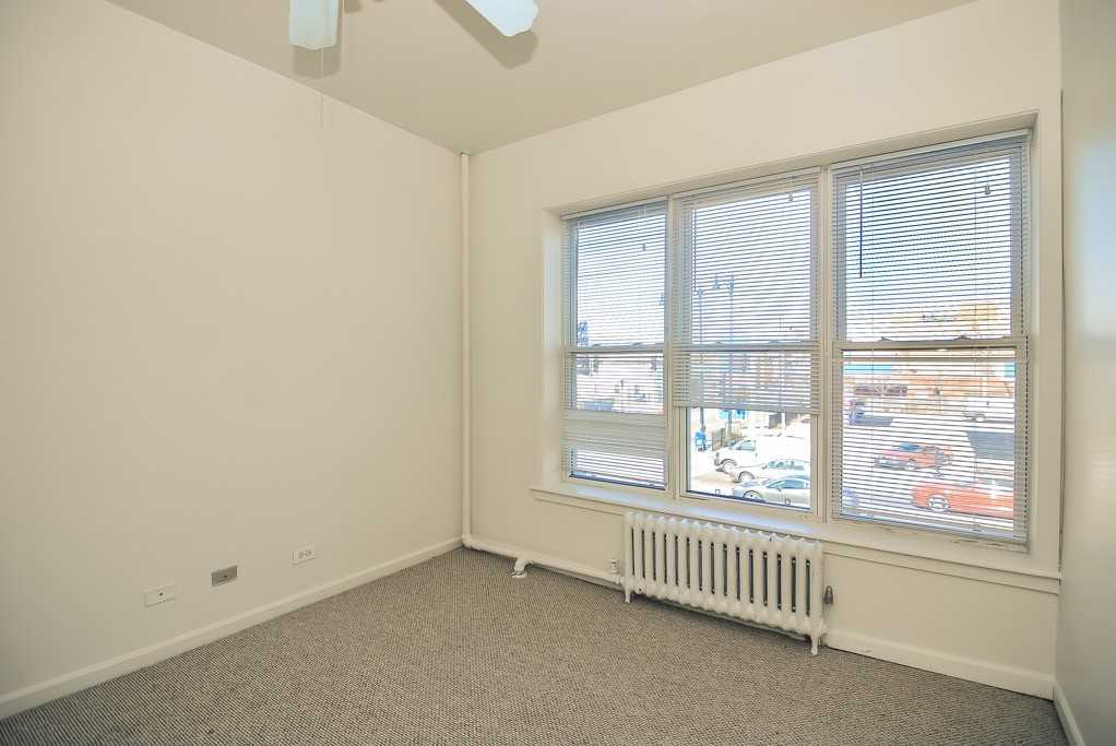 3957 W Irving Park Rd #7 - Photo 5 of 14