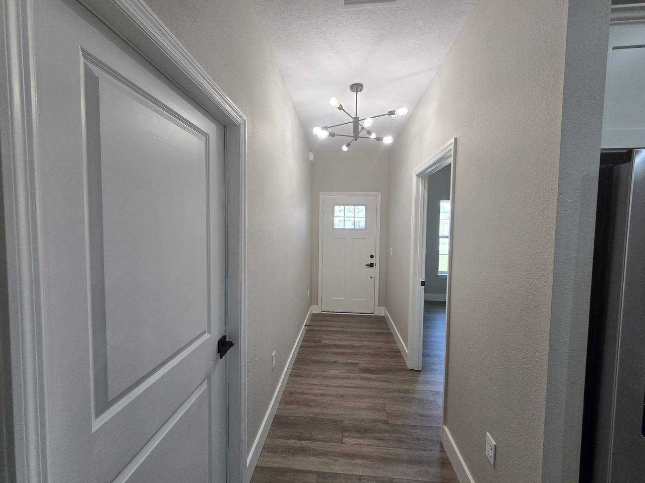 7493 Canterbury St - Photo 3 of 23