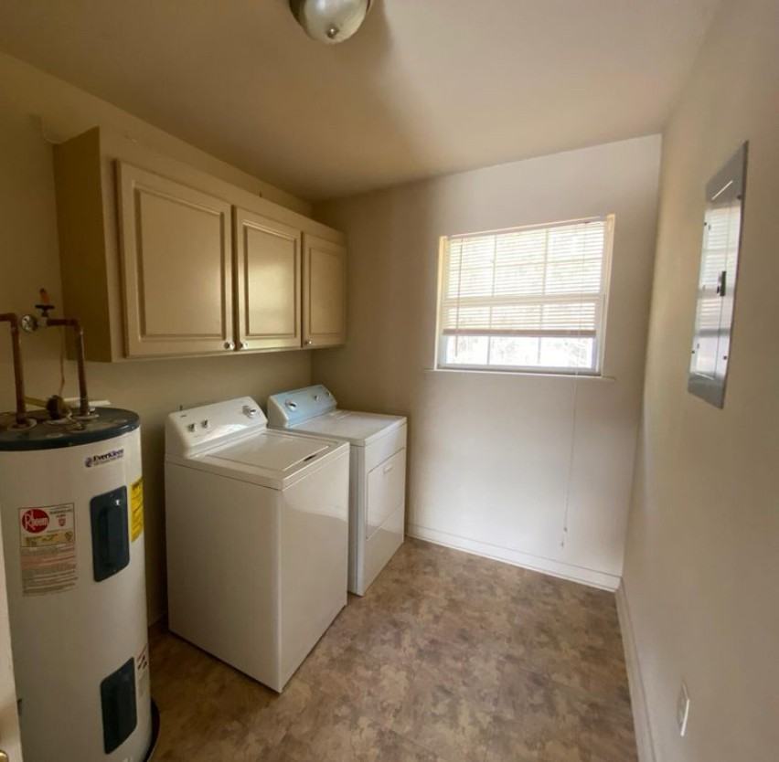 156 N Wind Ridge Ln - Photo 2 of 8