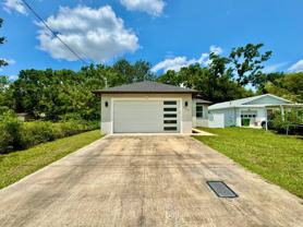 8424 N Packwood Ave - Photo 1 of 1
