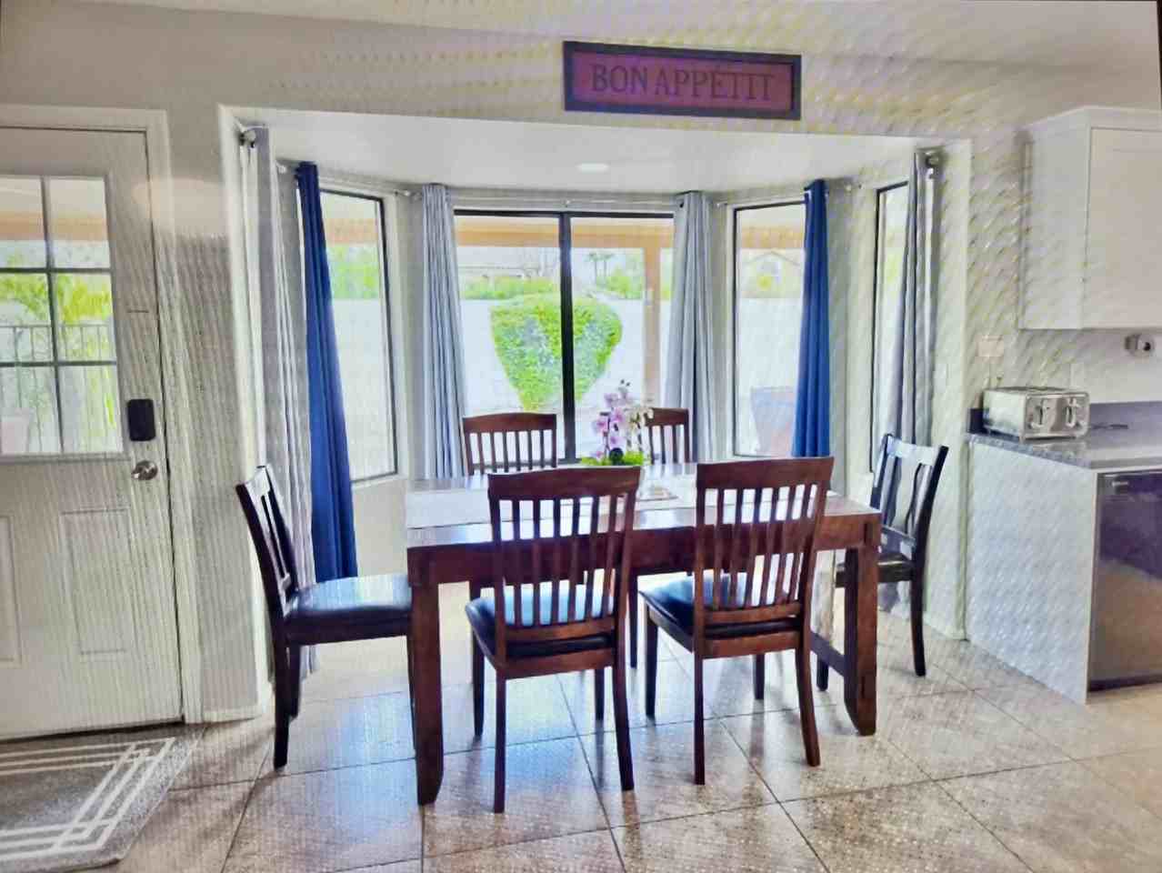 1420 W Iris Dr - Photo 6 of 13