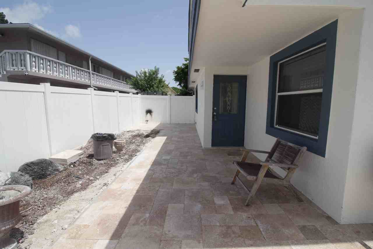 1109 Pine Drive - Photo 3 of 31