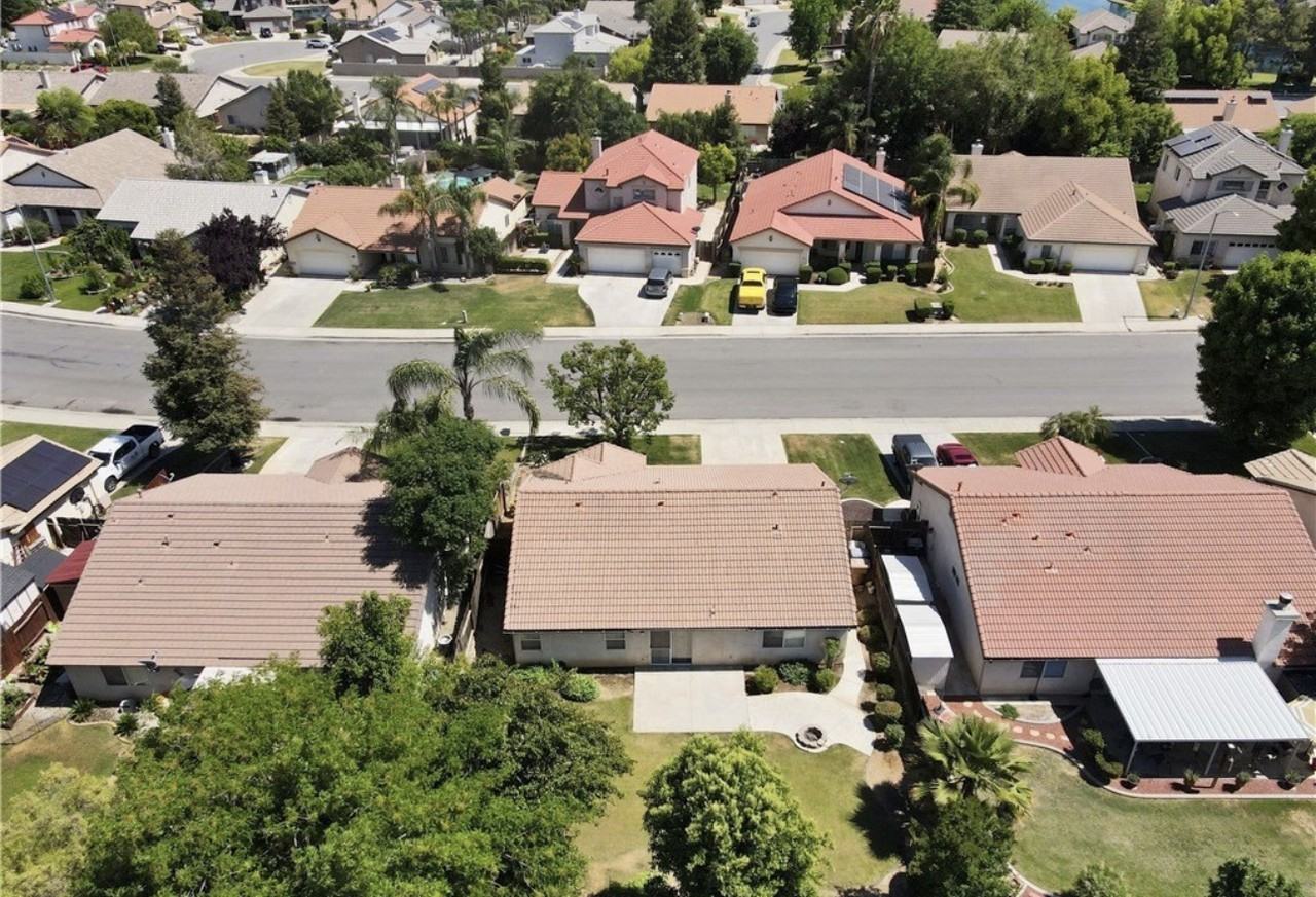 8508 Northshore Dr #NA - Photo 2 of 20