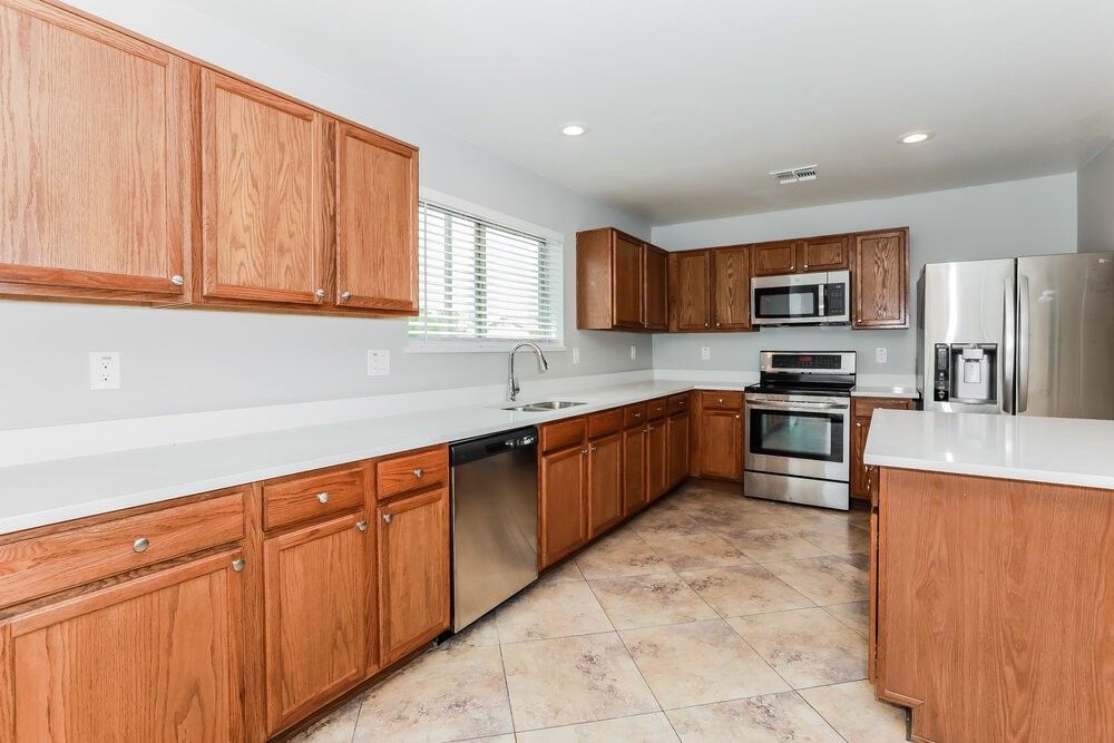 3914 S Ponderosa Dr - Photo 5 of 16