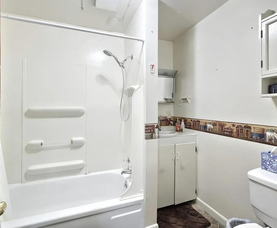 700 Linden Ave - Photo 3 of 7