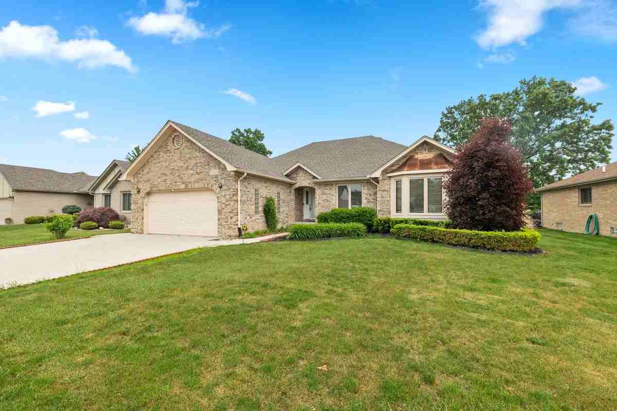 53638 Springhill Meadows Dr - Photo 2 of 24