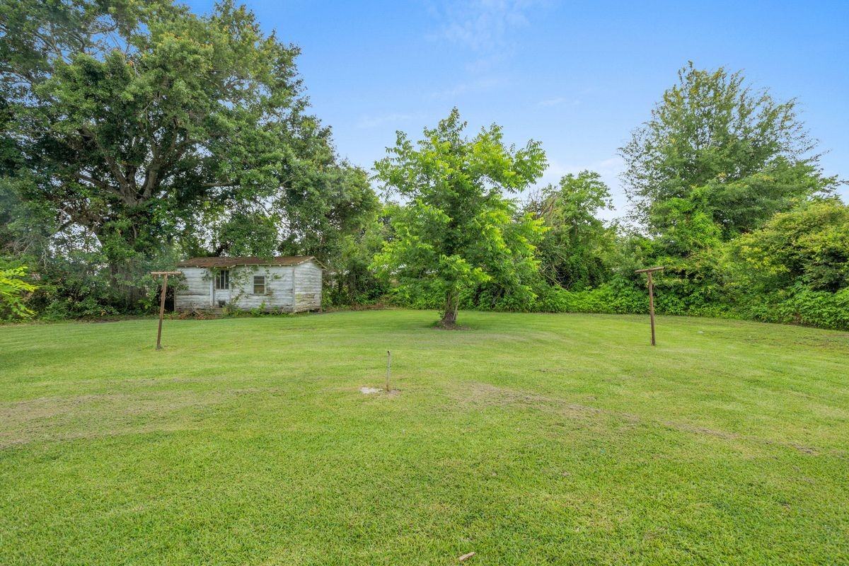 607 New Orleans Ave - Photo 2 of 11