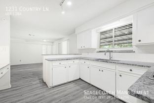 1231 Country Ln - Photo 1 of 1