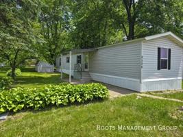 featured image of 8506 N Dundee Rd